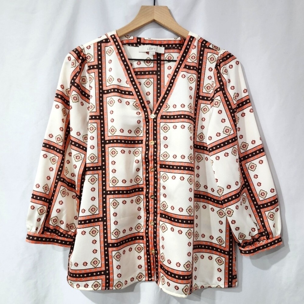 LOFT Women Multicolor Tile Print Satin Top Size S Contemporary Chic Preppy